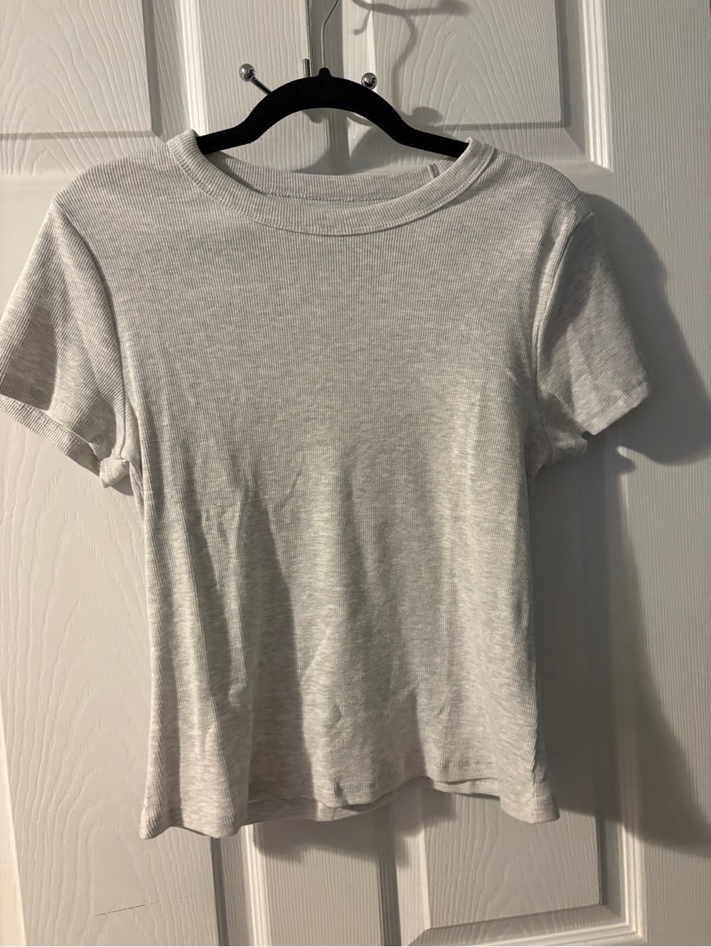Old Navy Light Gray Short Sleeve Ribbed Tee